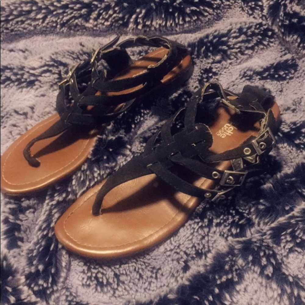 Charlotte Russe sandals/flip flops